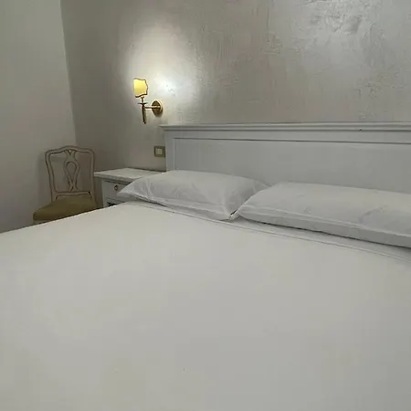 בית הארחה La Casa In Centro