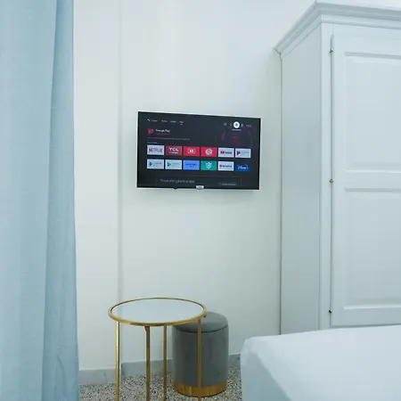 בית הארחה La Casa In Centro 3*